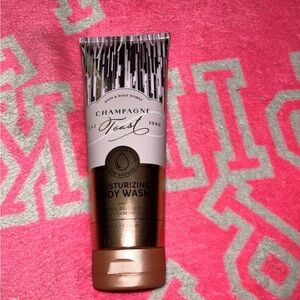 Bath & Body Works Champagne Toast Body Wash with Gold and White Design